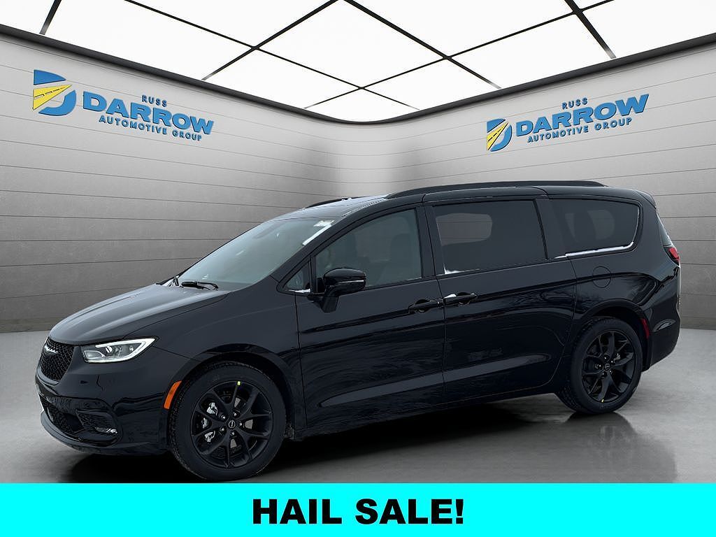 2026 CHRYSLER Pacifica