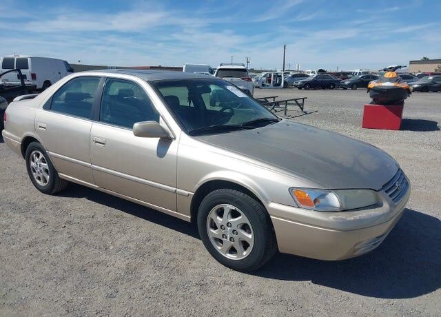 1998 TOYOTA Camry