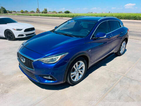 2017 INFINITI QX30