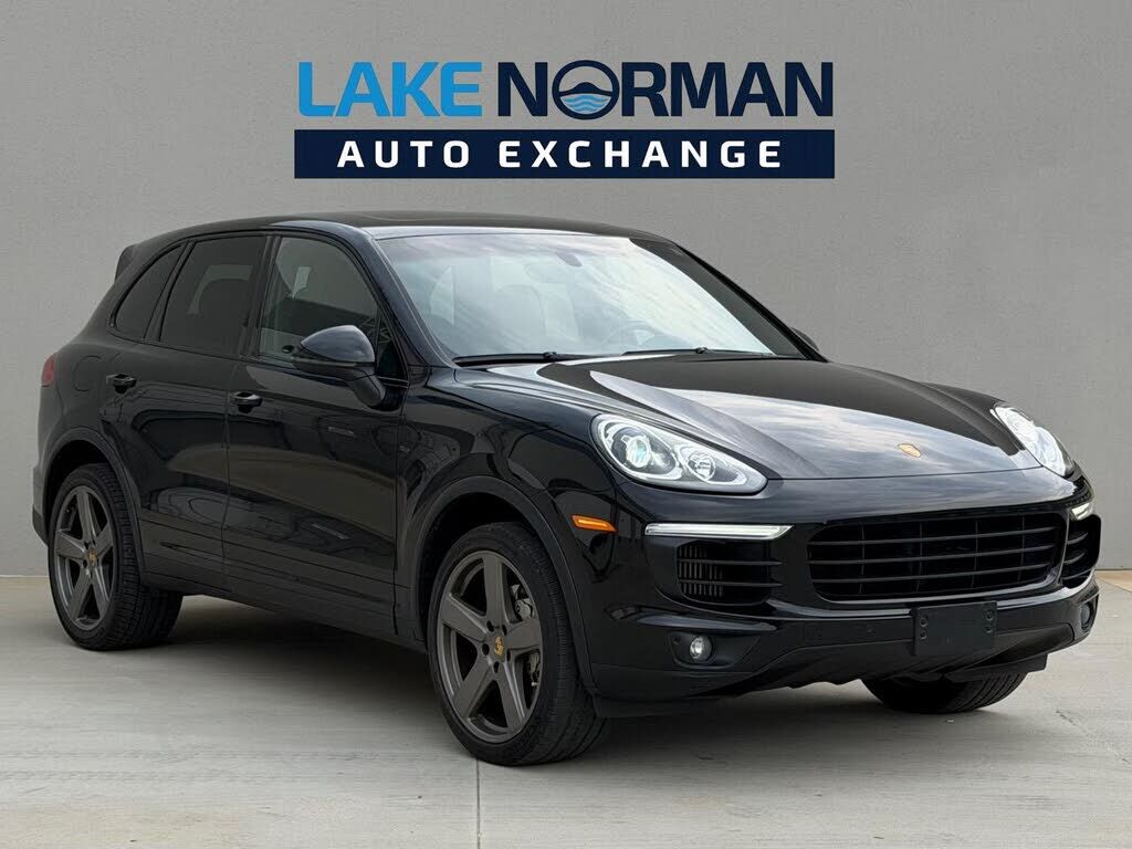 2018 PORSCHE Cayenne
