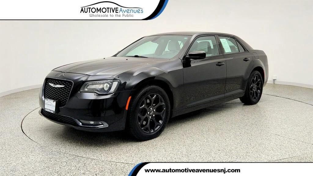 2020 CHRYSLER 300