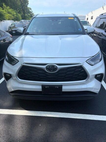 2024 TOYOTA Highlander