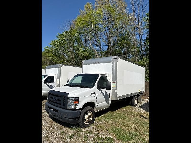 2019 FORD E-350