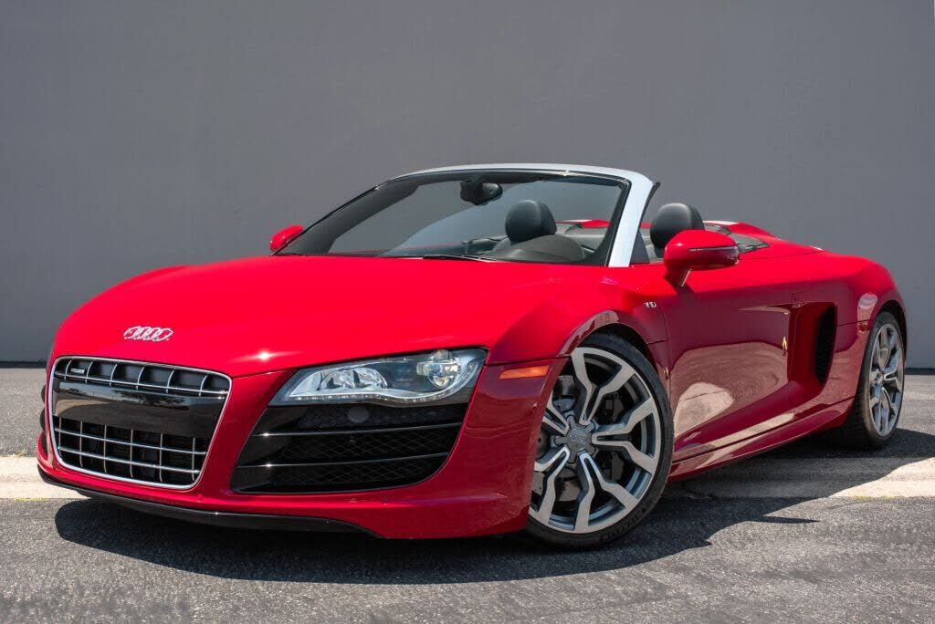 2011 AUDI R8