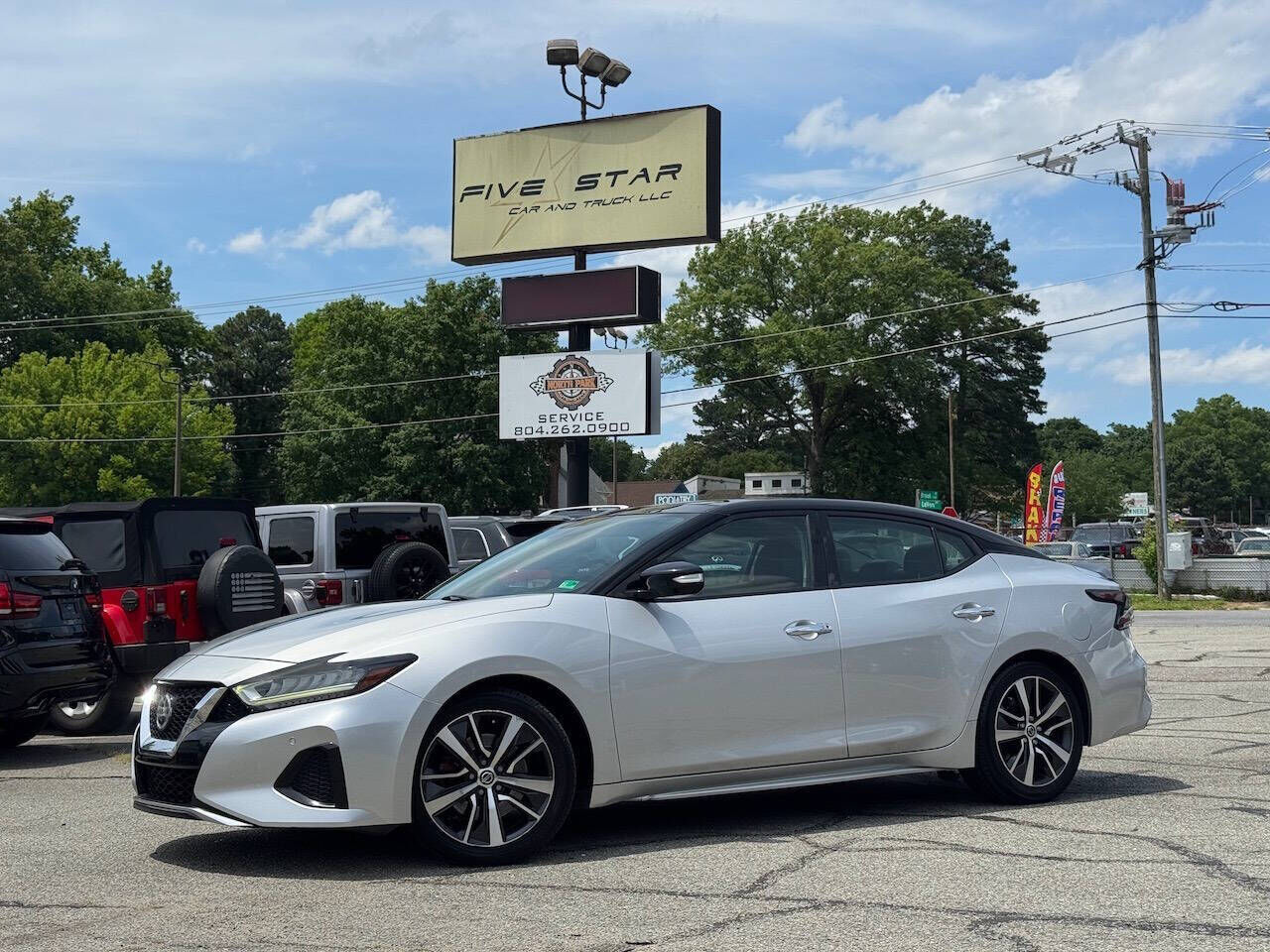 2019 NISSAN Maxima