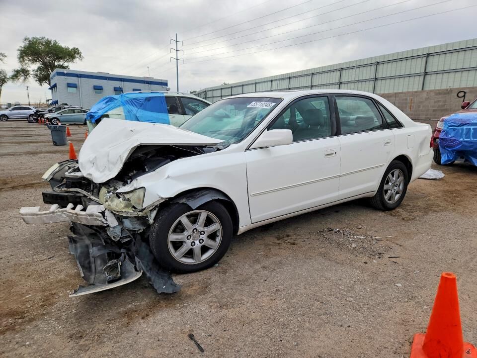 2001 TOYOTA Avalon