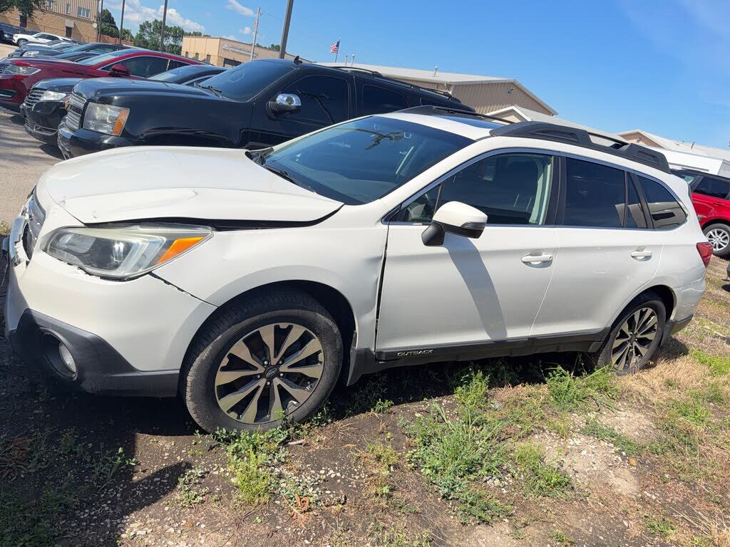 2015 SUBARU Outback