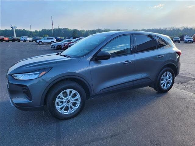 2025 FORD Escape