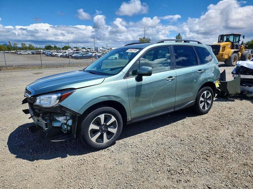 2018 SUBARU Forester