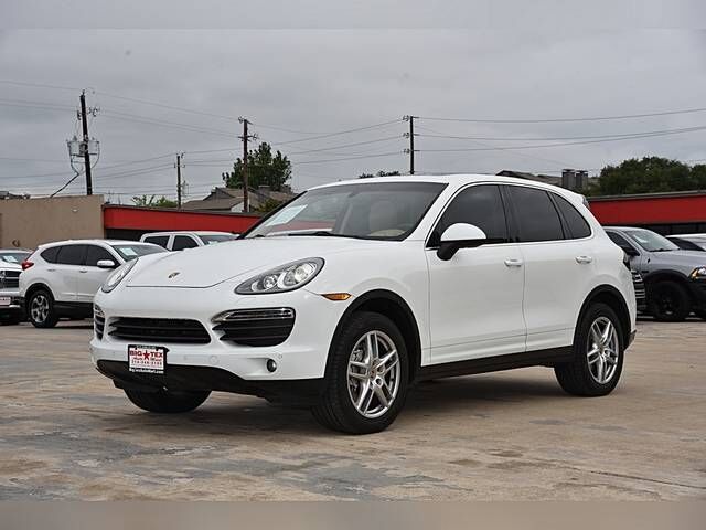 2014 PORSCHE Cayenne