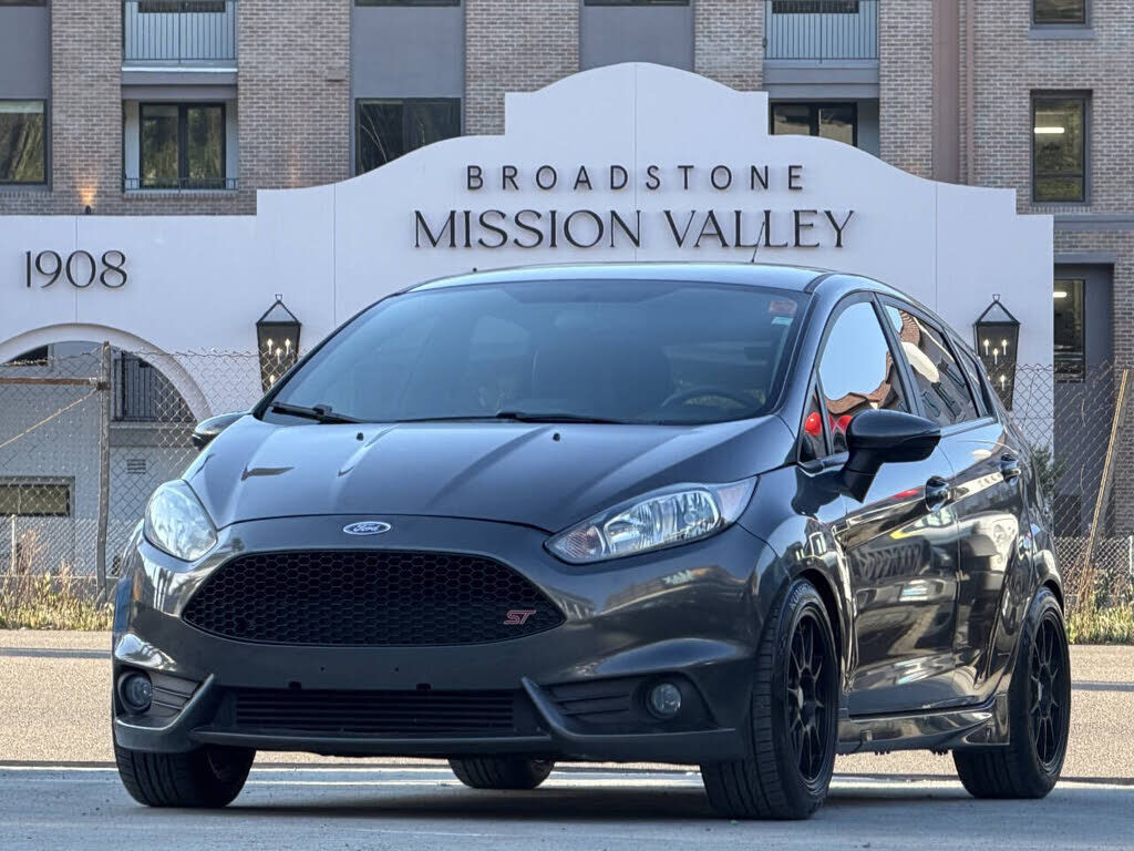2016 FORD Fiesta