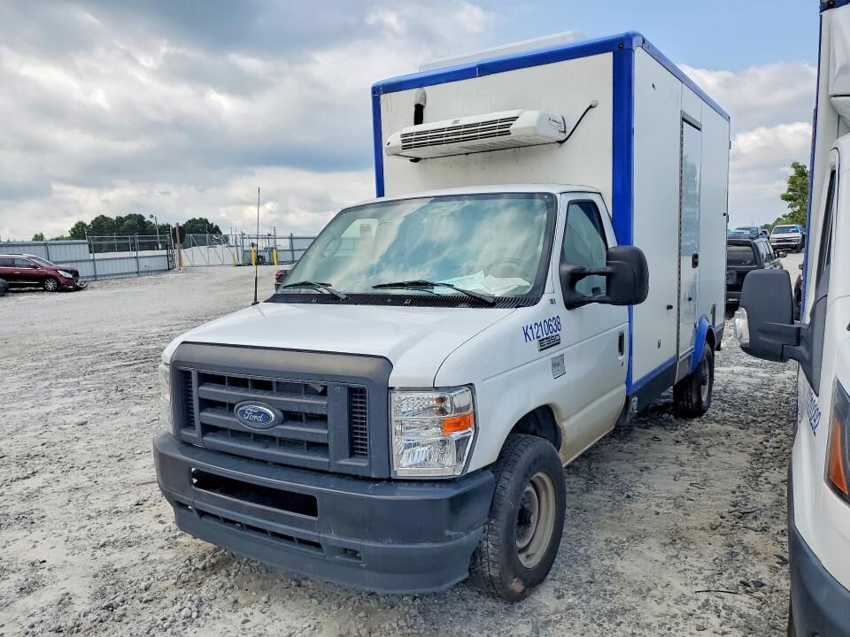 2024 FORD E-350