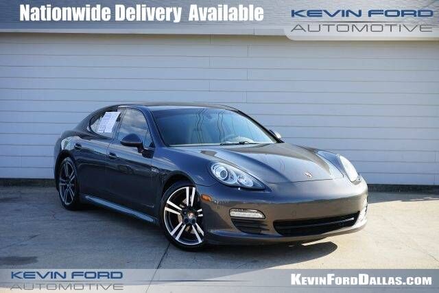 2013 PORSCHE Panamera