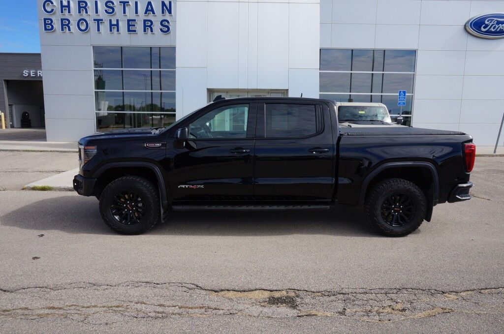 2023 GMC Sierra