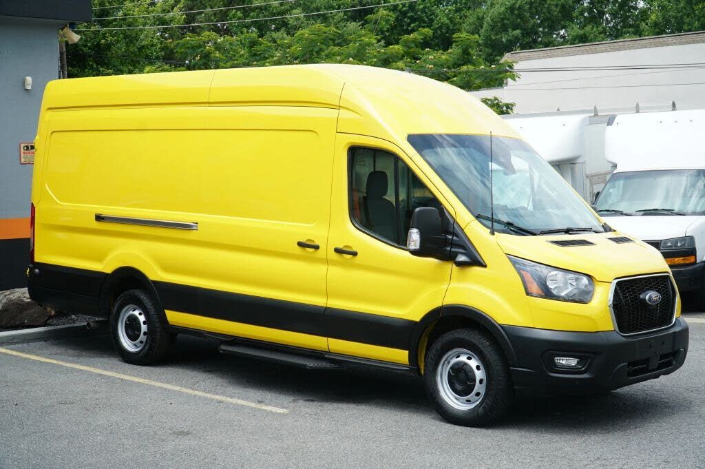 2022 FORD Transit