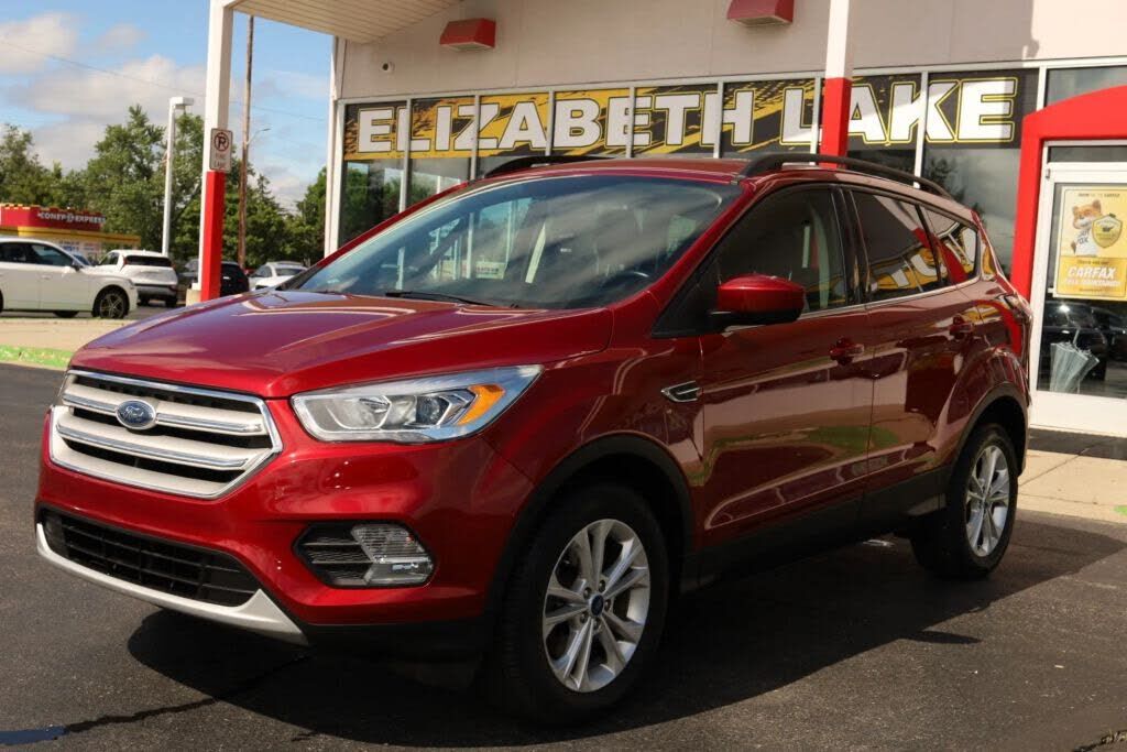 2018 FORD Escape