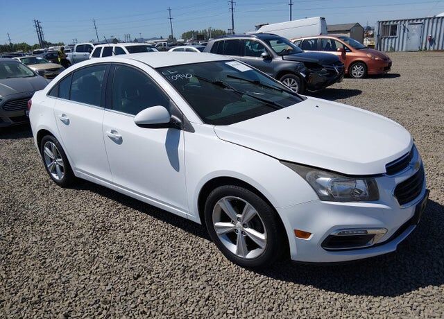 2015 CHEVROLET Cruze