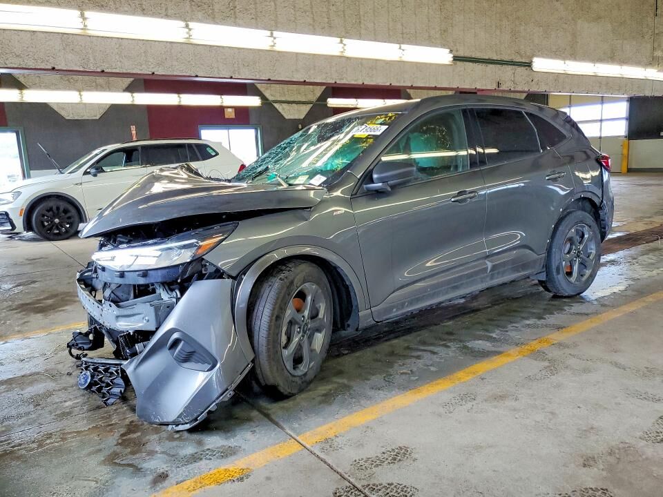 2023 FORD Escape