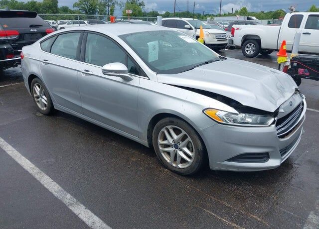 2015 FORD Fusion