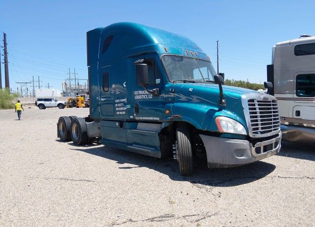 2016 FREIGHTLINER Cascadia