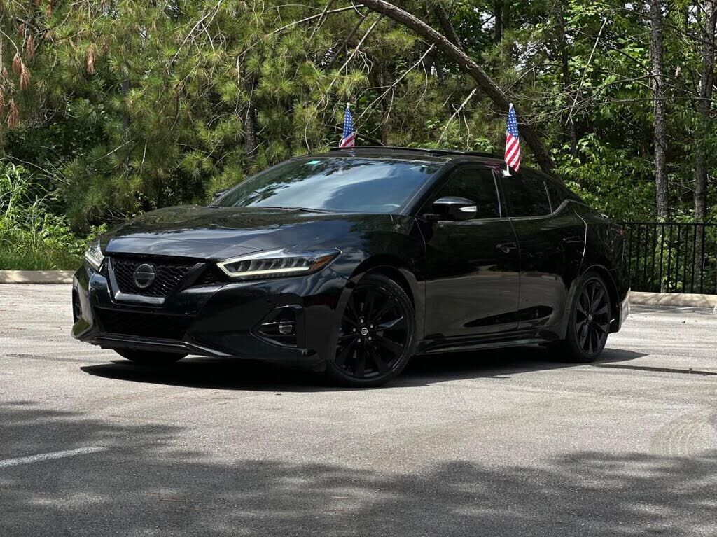 2022 NISSAN Maxima