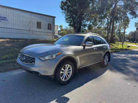 2010 INFINITI FX35