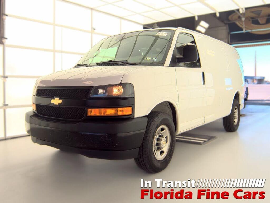 2022 CHEVROLET Express
