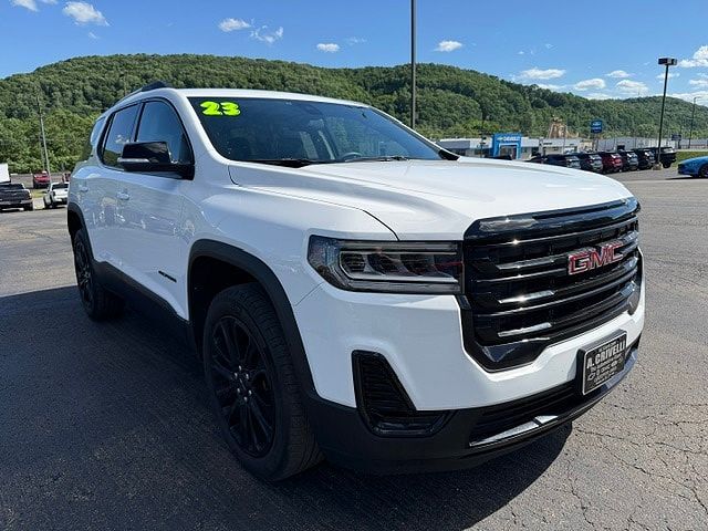 2023 GMC Acadia