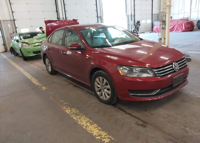 2015 VOLKSWAGEN Passat