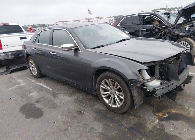 2016 CHRYSLER 300