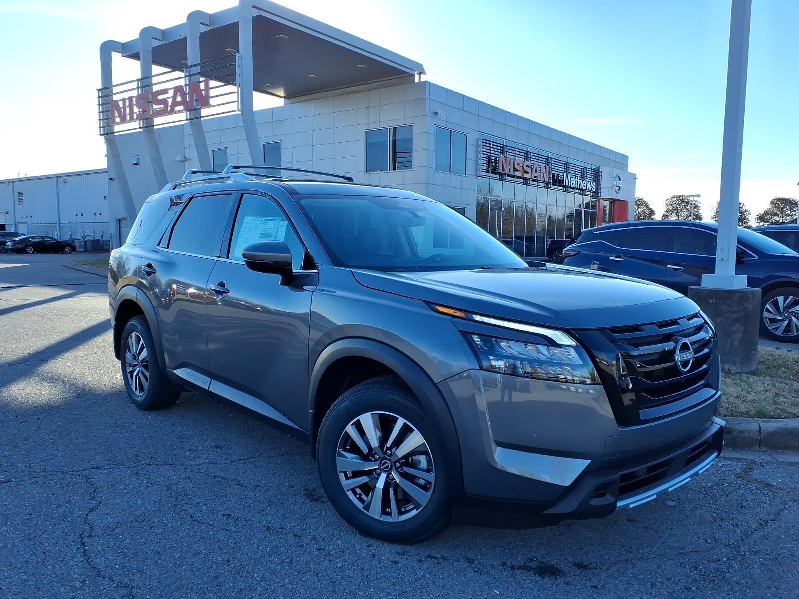 2025 NISSAN Pathfinder