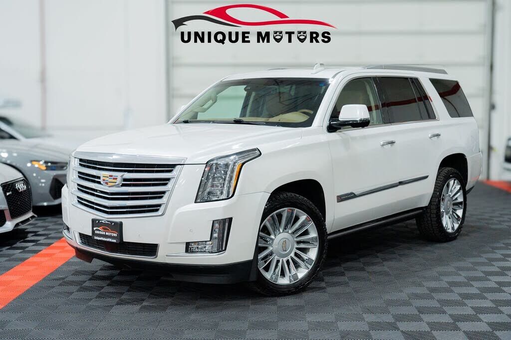 2016 CADILLAC Escalade