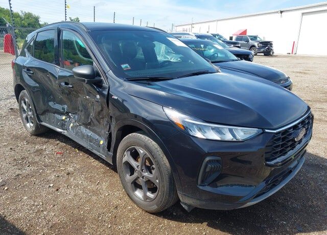 2023 FORD Escape