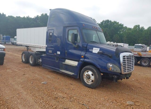 2016 FREIGHTLINER Cascadia