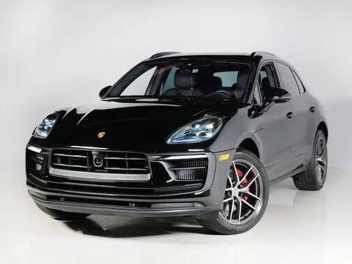 2026 PORSCHE Macan
