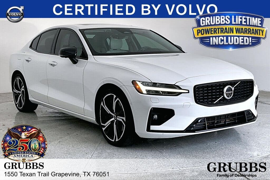 2024 VOLVO S60