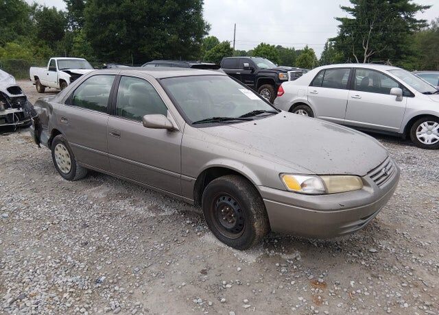 1998 TOYOTA Camry