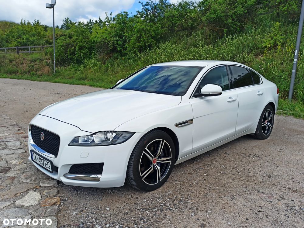 Jaguar XF