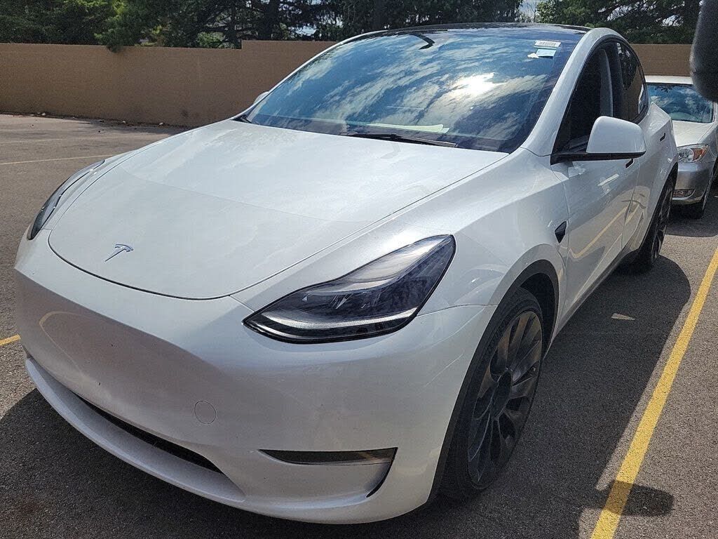2023 TESLA Model Y