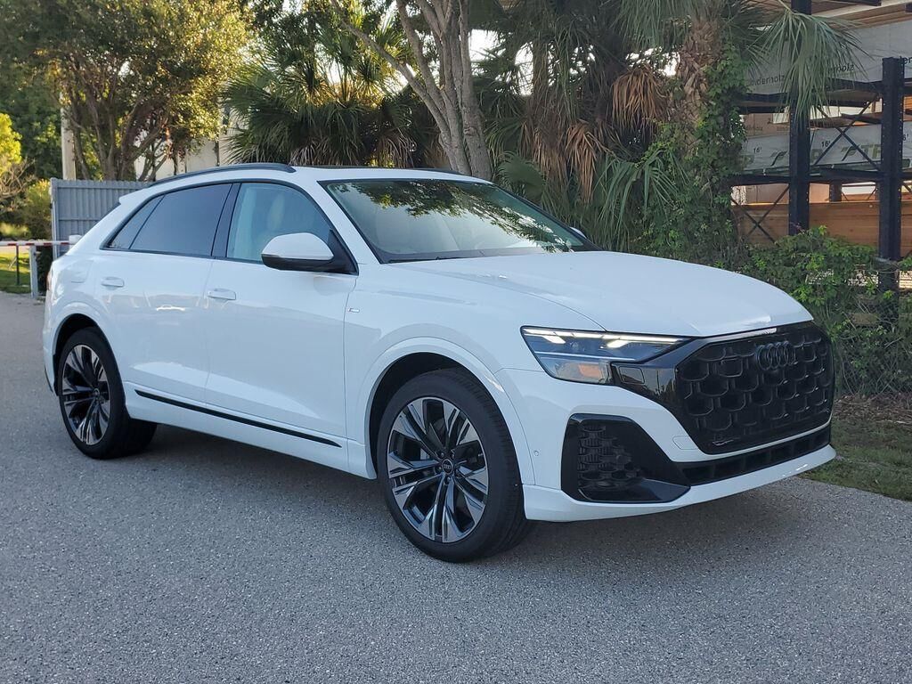 2026 AUDI Q8