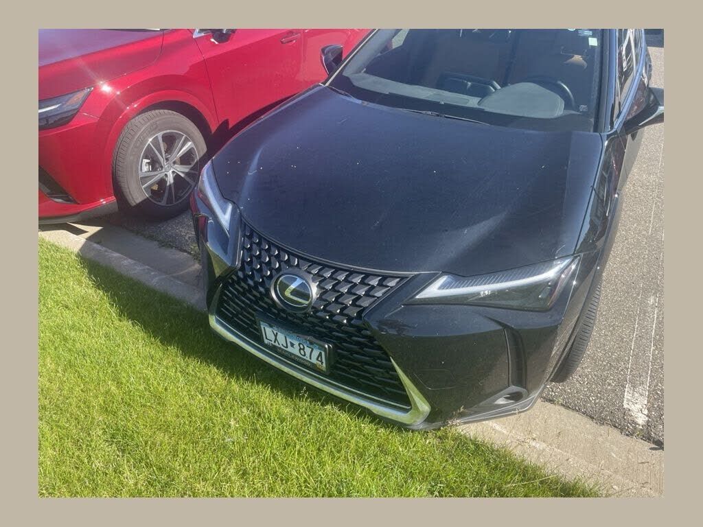 2024 LEXUS UX