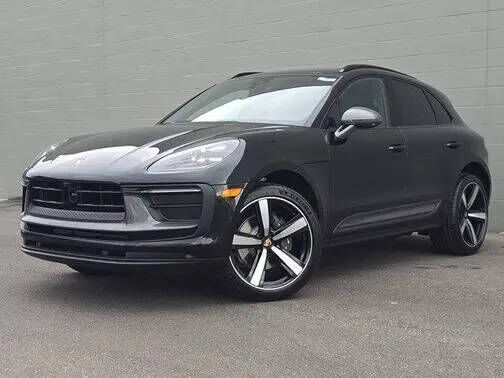 2026 PORSCHE Macan