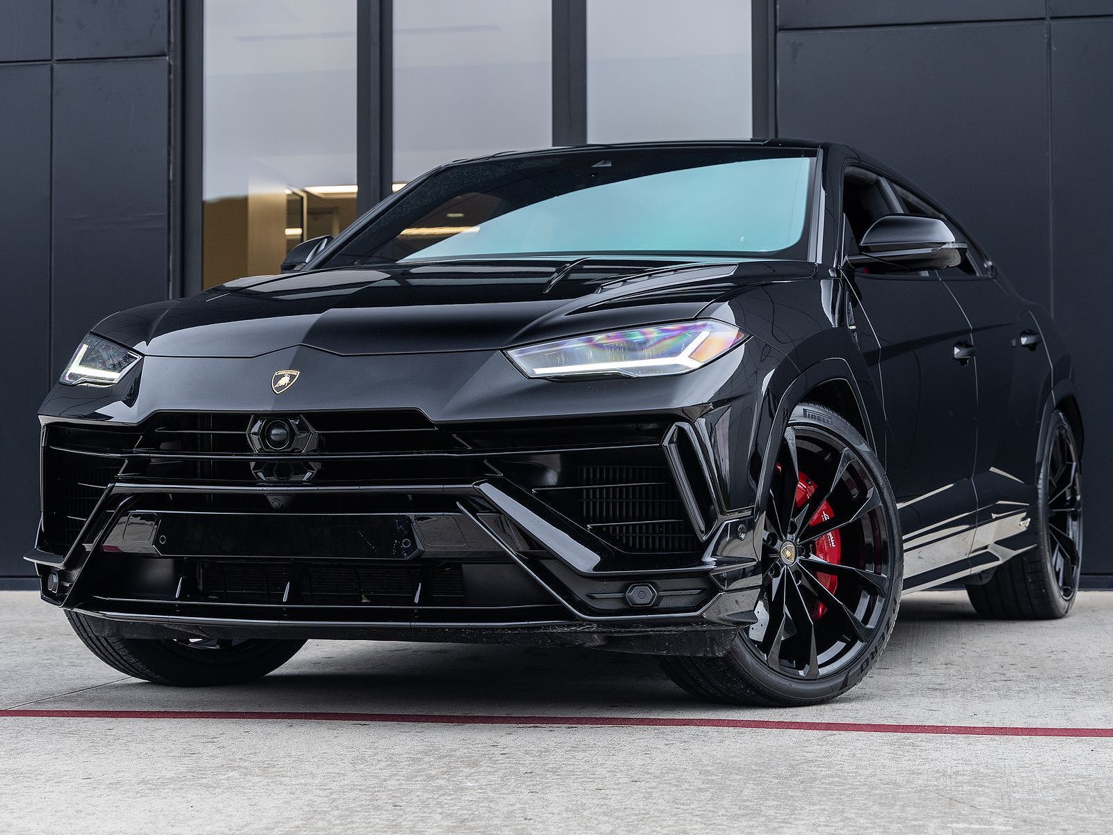 2024 LAMBORGHINI URUS