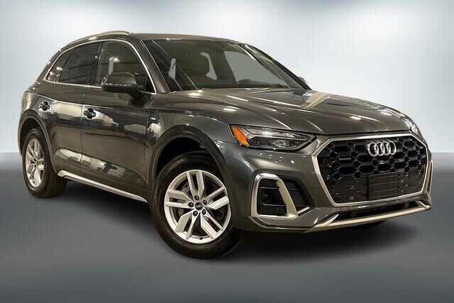 2022 AUDI Q5