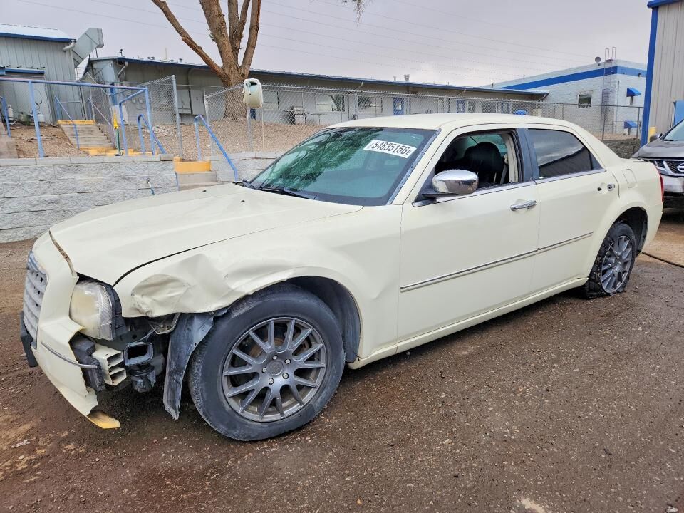 2010 CHRYSLER 300