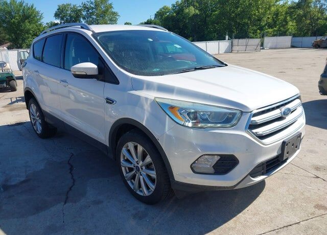 2017 FORD Escape