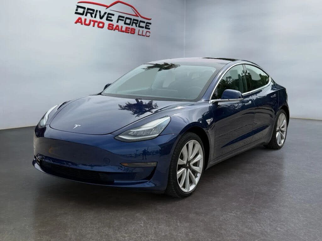 2018 TESLA Model 3