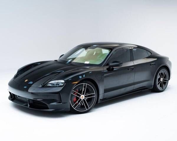 2026 PORSCHE Taycan