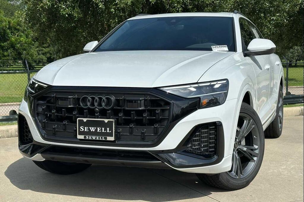 2026 AUDI Q8