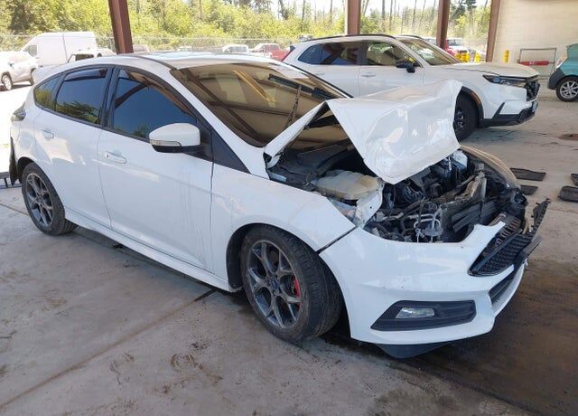 2015 FORD Focus